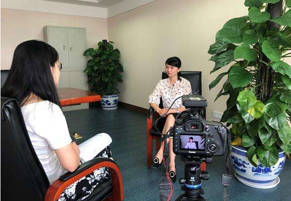 李克强总理会见中外记者 19大要点总结